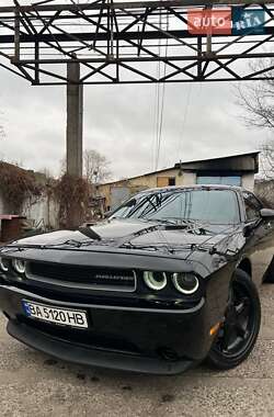 Купе Dodge Challenger 2012 в Киеве