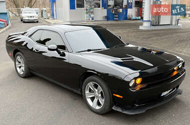 Купе Dodge Challenger 2015 в Смеле