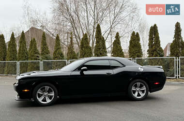 Купе Dodge Challenger 2015 в Смеле