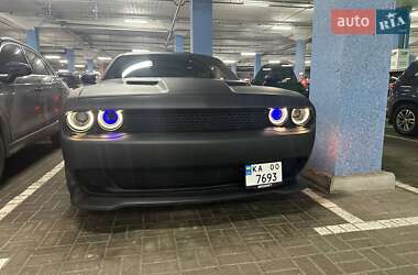 Купе Dodge Challenger 2016 в Киеве