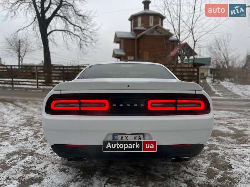Купе Dodge Challenger 2019 в Киеве