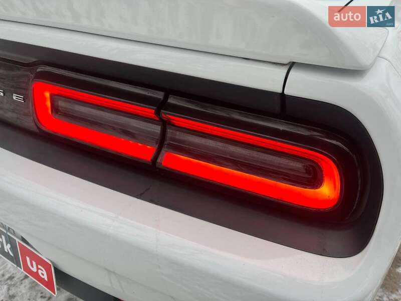 Купе Dodge Challenger 2019 в Киеве
