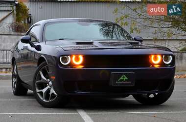 Купе Dodge Challenger 2014 в Києві