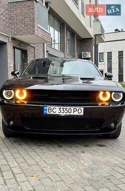 Купе Dodge Challenger 2017 в Львове