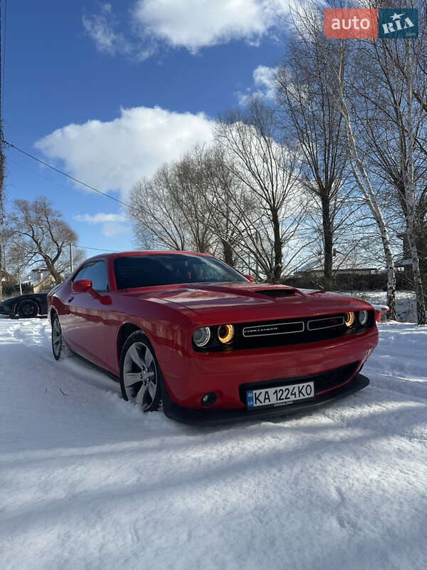 Купе Dodge Challenger 2021 в Киеве фото 5 Купе Dodge Challenger 2021 в Киеве