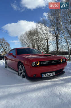 Купе Dodge Challenger 2021 в 