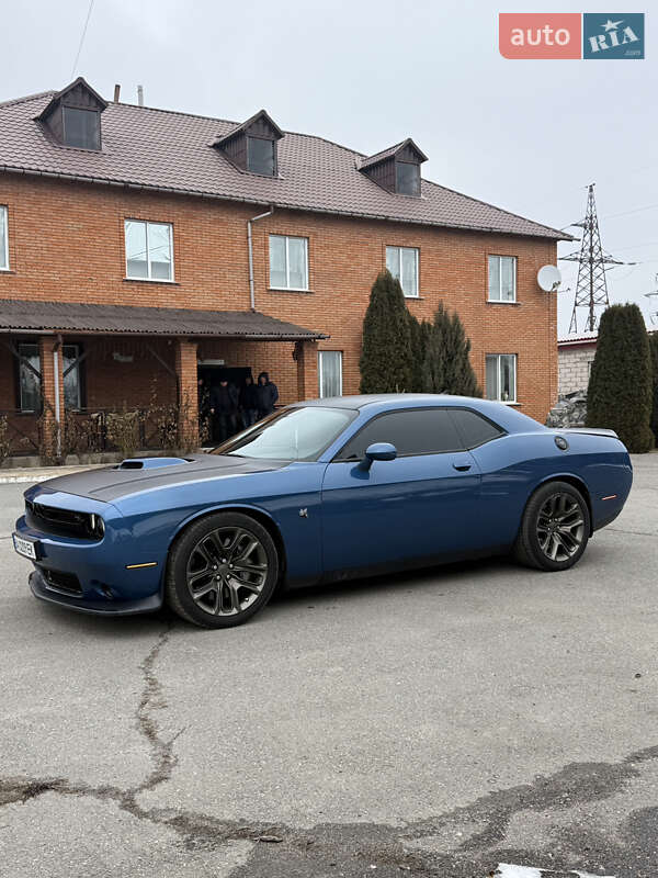 Купе Dodge Challenger 2020 в Кропивницькому