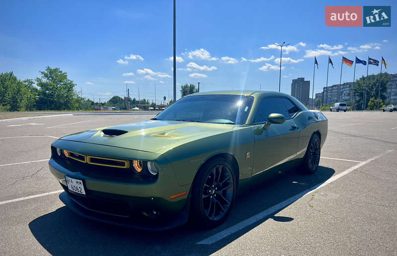 Купе Dodge Challenger 2022 в Киеве