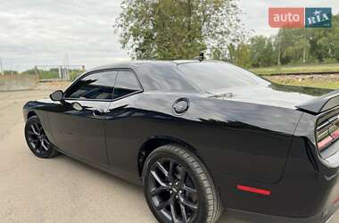 Купе Dodge Challenger 2020 в 