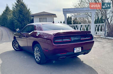Купе Dodge Challenger 2017 в 