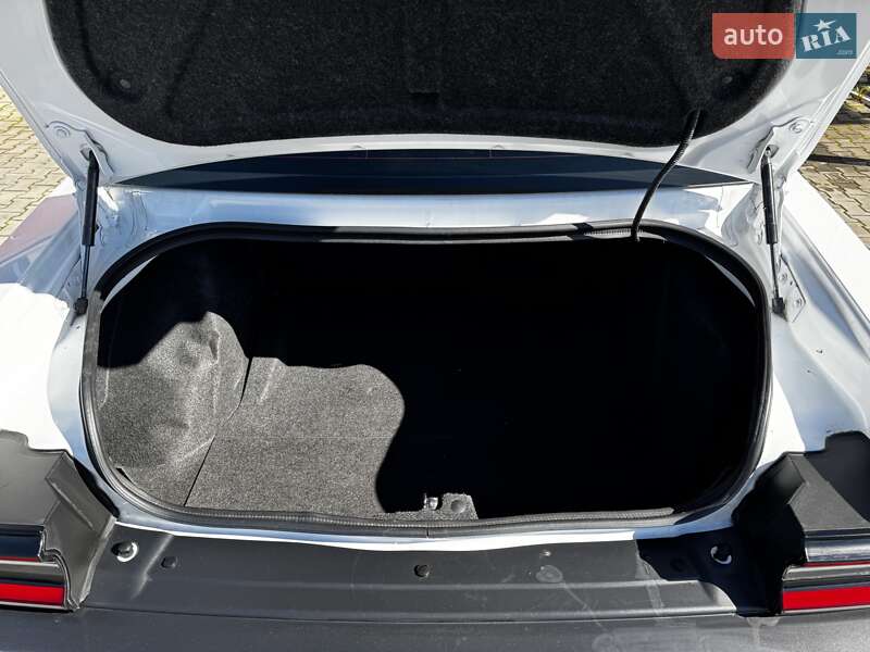 Купе Dodge Challenger 2018 в Одессе фото 48 Купе Dodge Challenger 2018 в Одессе