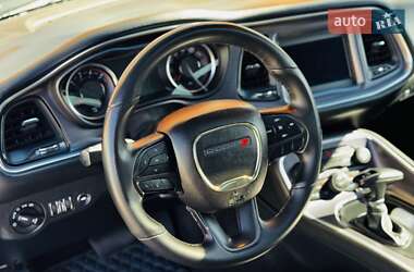 Купе Dodge Challenger 2018 в 