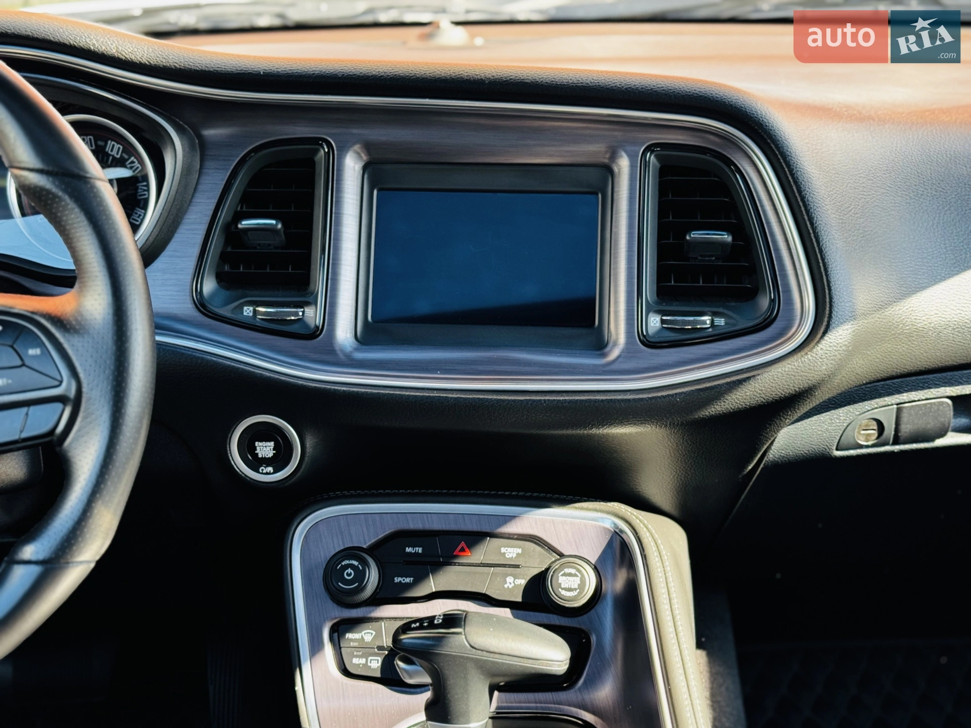 2018 Dodge Challenger - мініатюра 34
