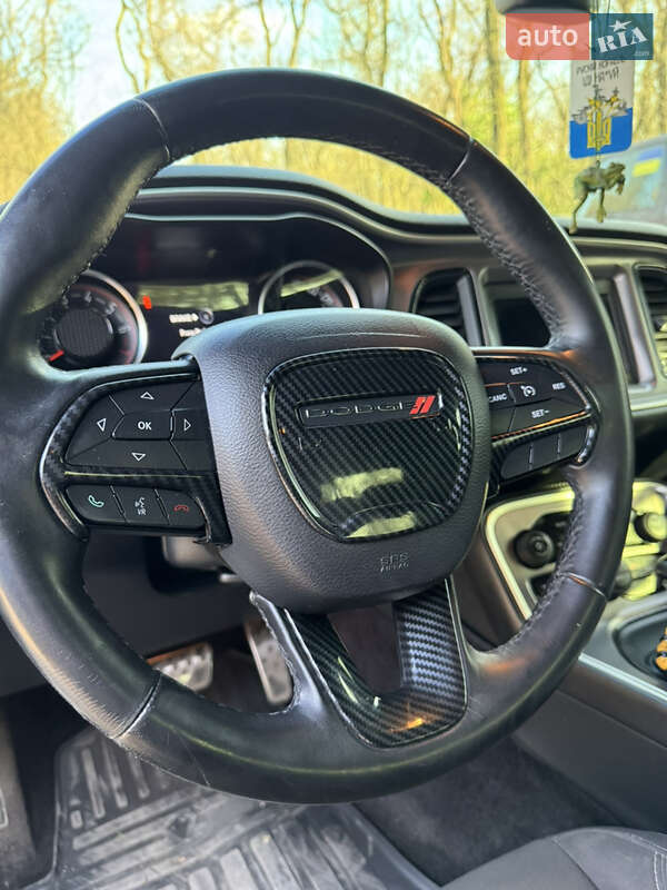 Купе Dodge Challenger 2018 в Кременчуці