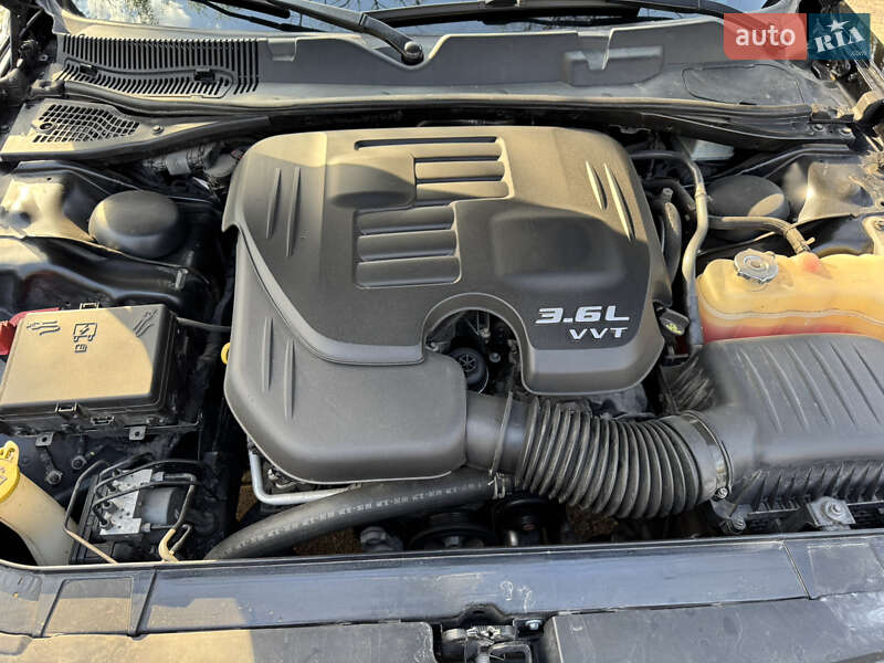 Купе Dodge Challenger 2018 в Кременчуці