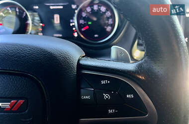 Купе Dodge Challenger 2018 в 
