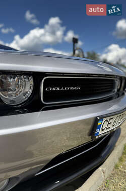 Купе Dodge Challenger 2013 в 