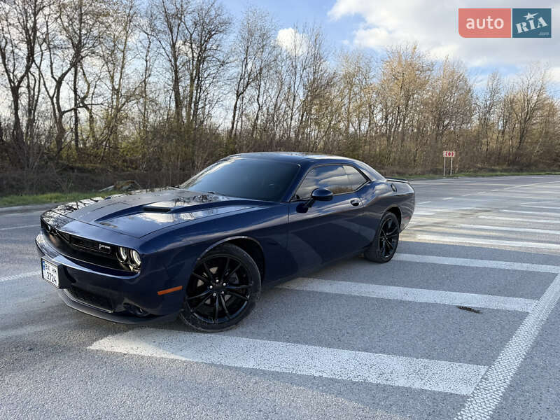Купе Dodge Challenger 2016 в Каменец-Подольском фото 29 Купе Dodge Challenger 2016 в Каменец-Подольском