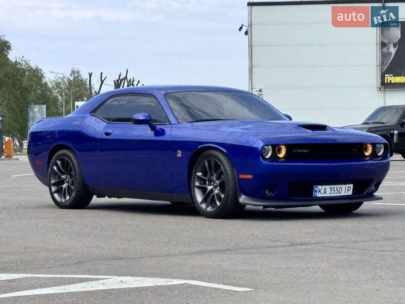 Купе Dodge Challenger 2020 в Киеве