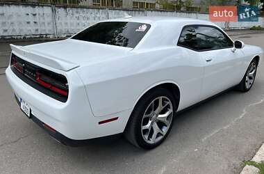 Купе Dodge Challenger 2016 в 