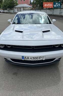 Купе Dodge Challenger 2016 в 