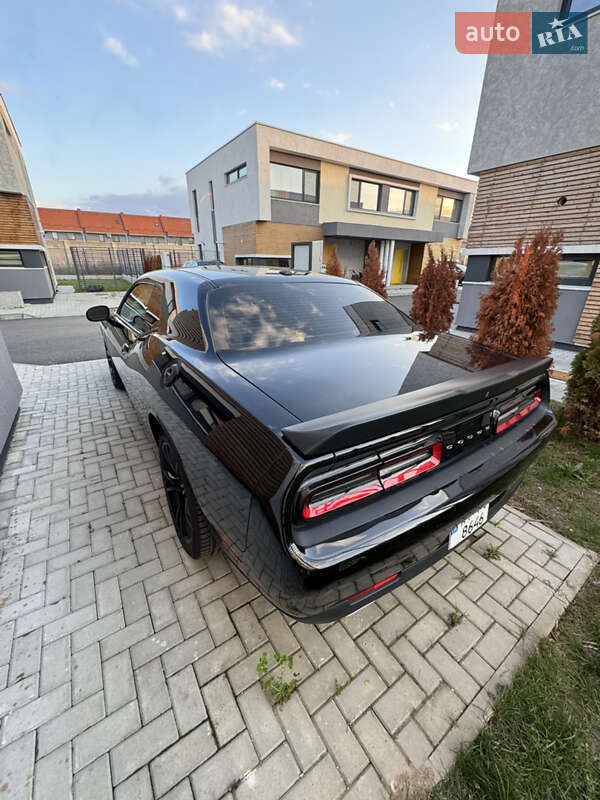 Купе Dodge Challenger 2018 в Одессе