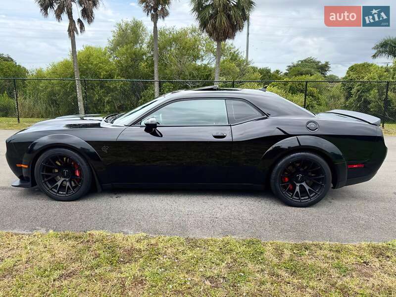 Купе Dodge Challenger 2019 в Тернополе