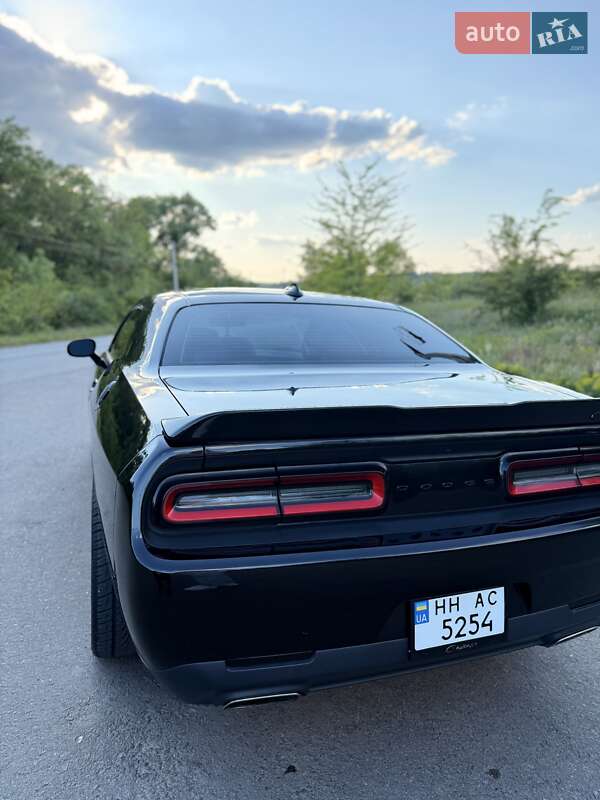 Купе Dodge Challenger 2015 в Одесі
