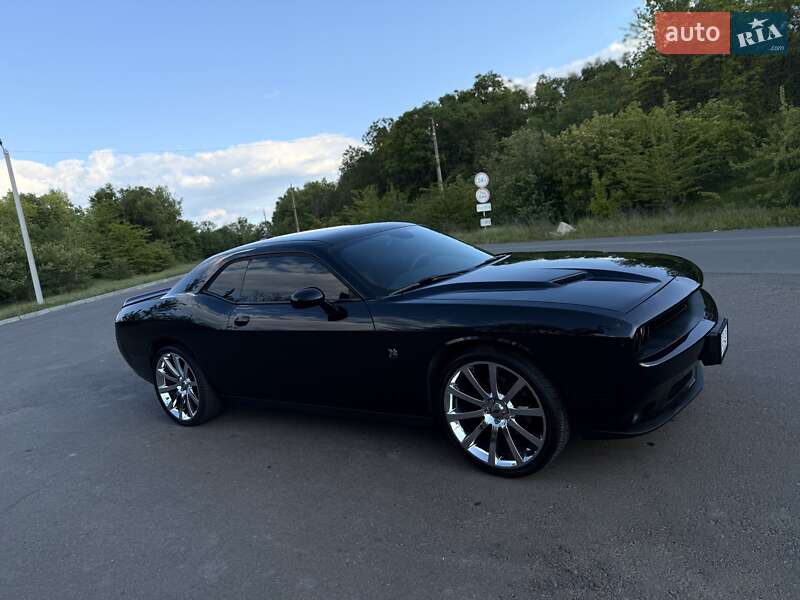 Купе Dodge Challenger 2015 в Одесі