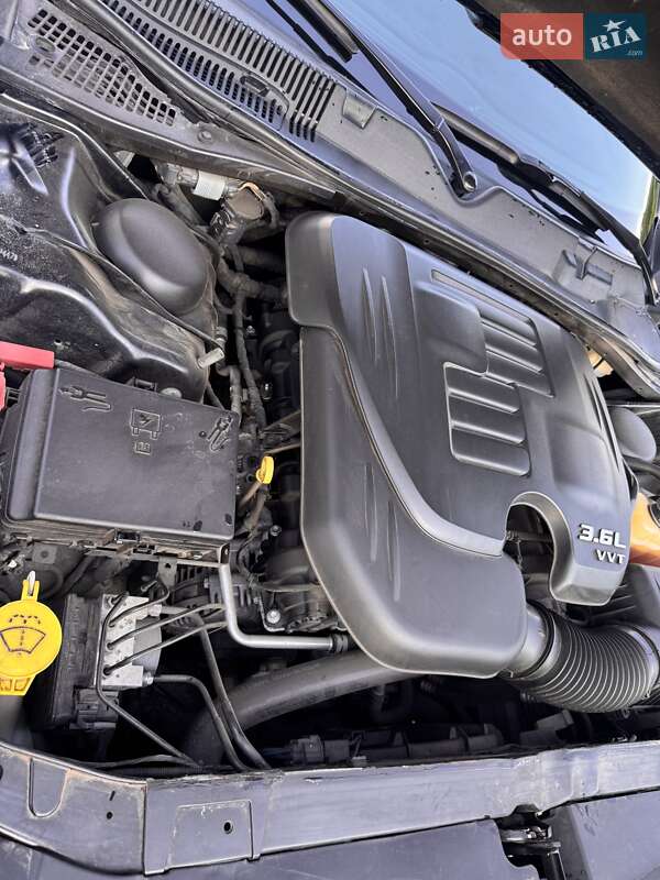 Купе Dodge Challenger 2015 в Одесі