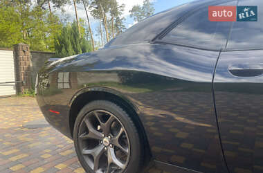 Купе Dodge Challenger 2018 в 