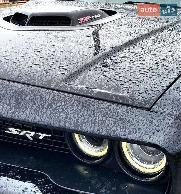 Купе Dodge Challenger 2018 в Киеве