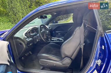 Купе Dodge Challenger 2019 в 
