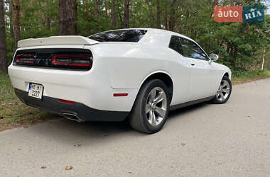Купе Dodge Challenger 2018 в 