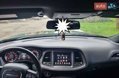 Купе Dodge Challenger 2023 в 