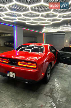 Купе Dodge Challenger 2015 в 