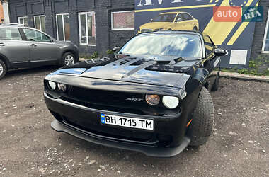 Купе Dodge Challenger 2014 в 