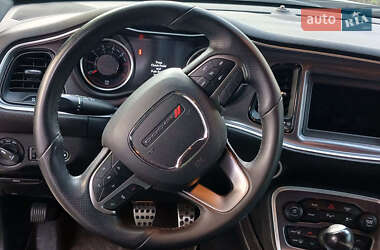 Купе Dodge Challenger 2019 в 