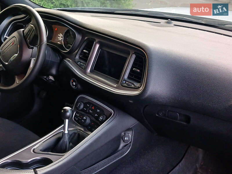 Купе Dodge Challenger 2019 в Киеве
