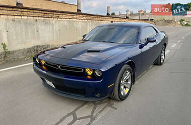 Купе Dodge Challenger 2016 в Киеве