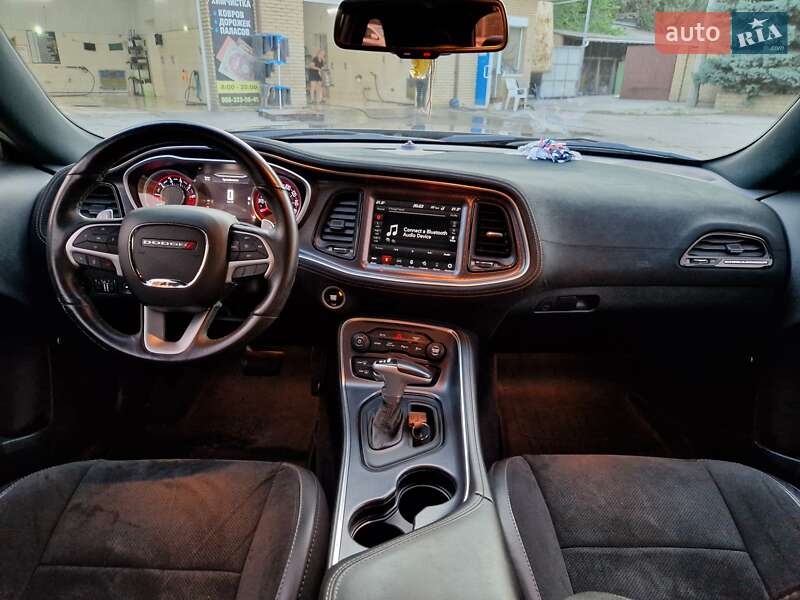 Купе Dodge Challenger 2017 в Днепре