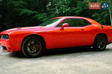 Купе Dodge Challenger 2016 в 