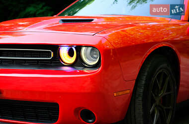 Купе Dodge Challenger 2016 в 