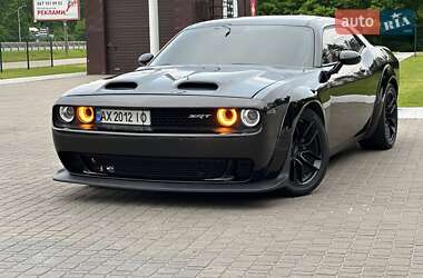 Купе Dodge Challenger 2016 в Киеве фото 2 Купе Dodge Challenger 2016 в Киеве