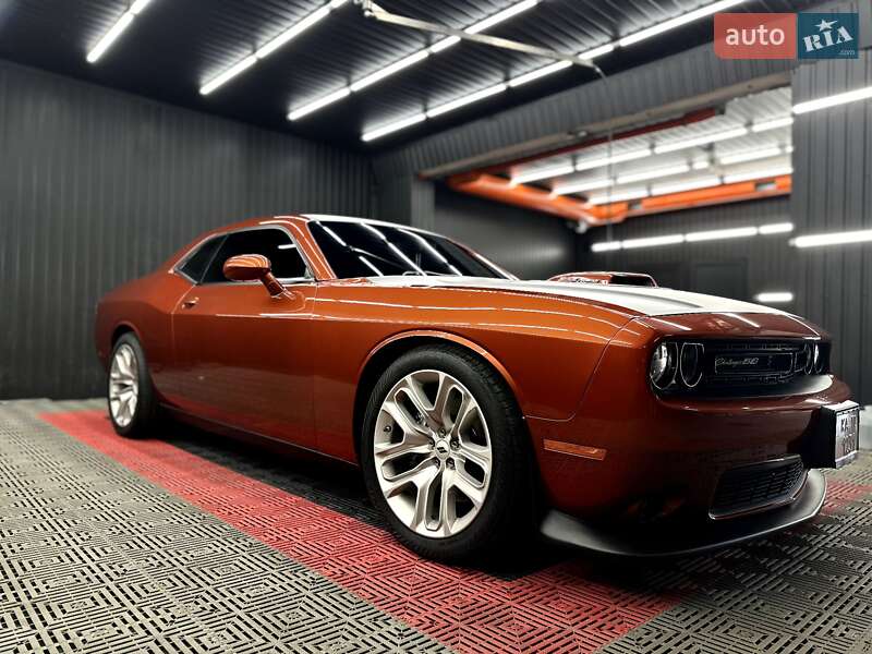 Купе Dodge Challenger 2020 в Києві