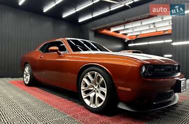 Купе Dodge Challenger 2020 в 