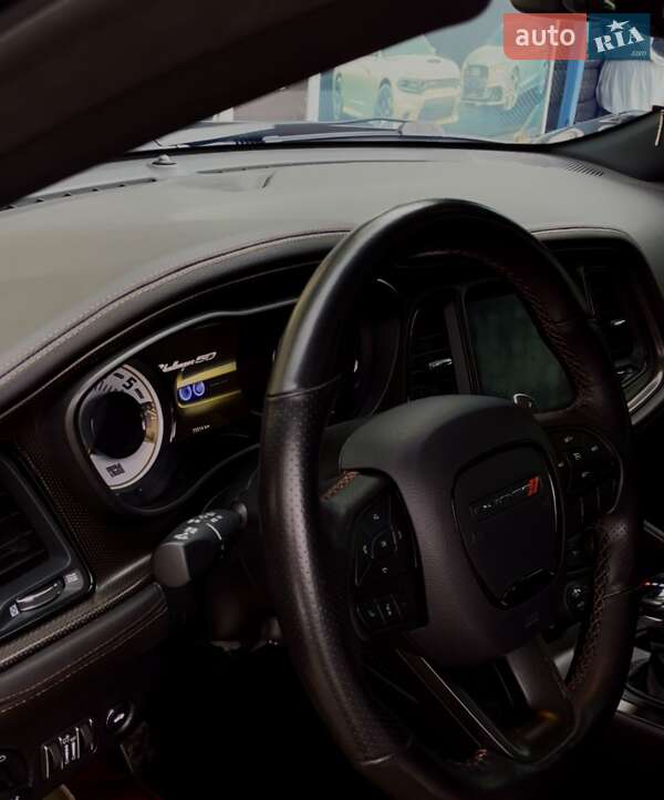 Купе Dodge Challenger 2020 в Києві