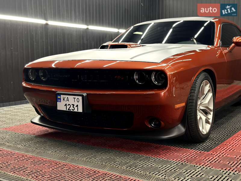 Купе Dodge Challenger 2020 в Києві