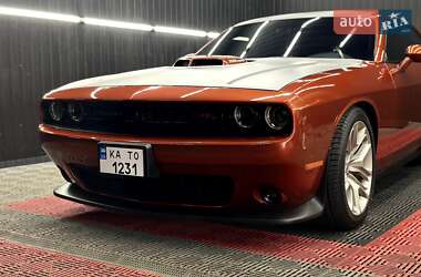 Купе Dodge Challenger 2020 в 