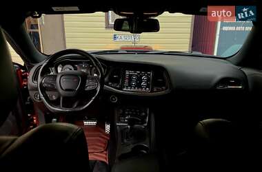 Купе Dodge Challenger 2020 в 